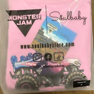 Soul Baby x Monster Jam Bamboo Sparkle Smash Set